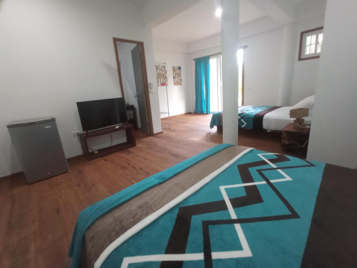 La Luciernaga Big Creek Bed & Breakfast Bocas Town Ngoại thất bức ảnh