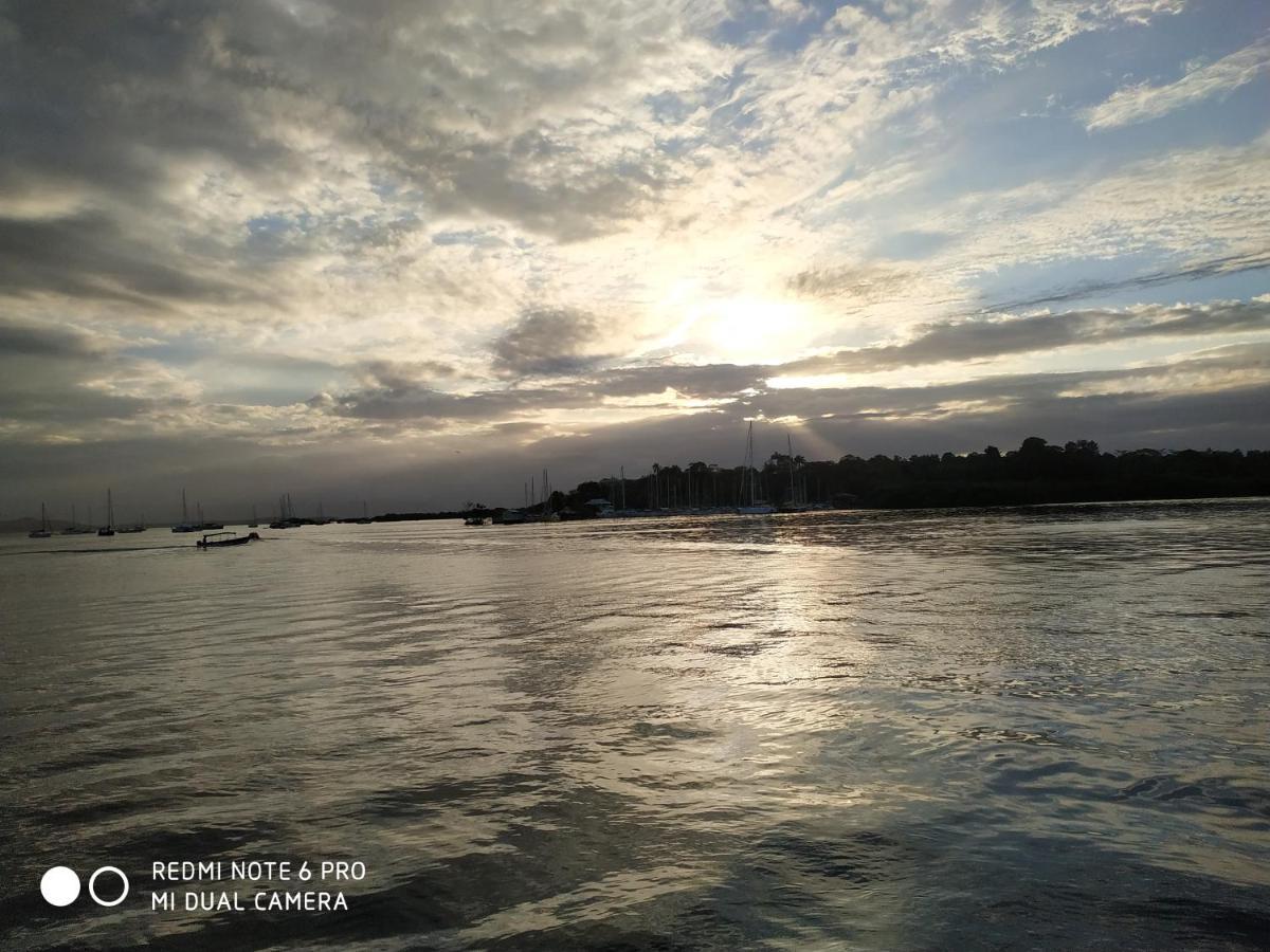 La Luciernaga Big Creek Bed & Breakfast Bocas Town Ngoại thất bức ảnh