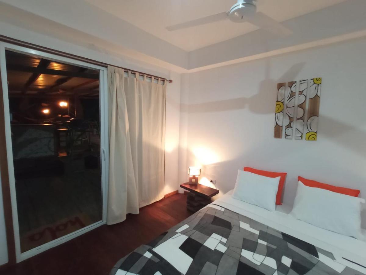 La Luciernaga Big Creek Bed & Breakfast Bocas Town Ngoại thất bức ảnh
